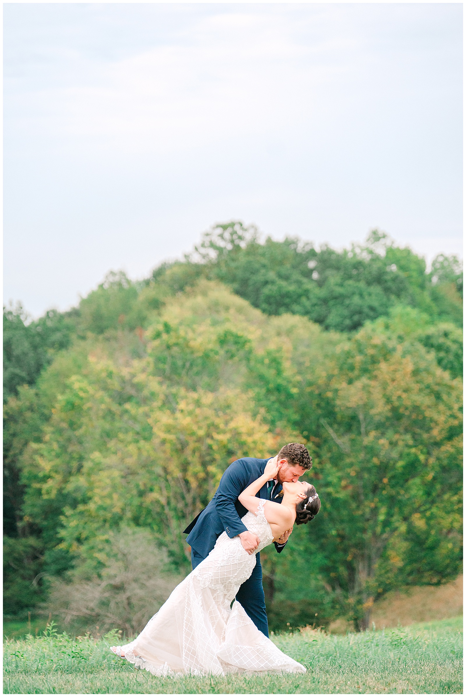 Early Fall Wedding at Diamond Lake Event Barn | Heather J Photography | Ohio Engagement Photographer