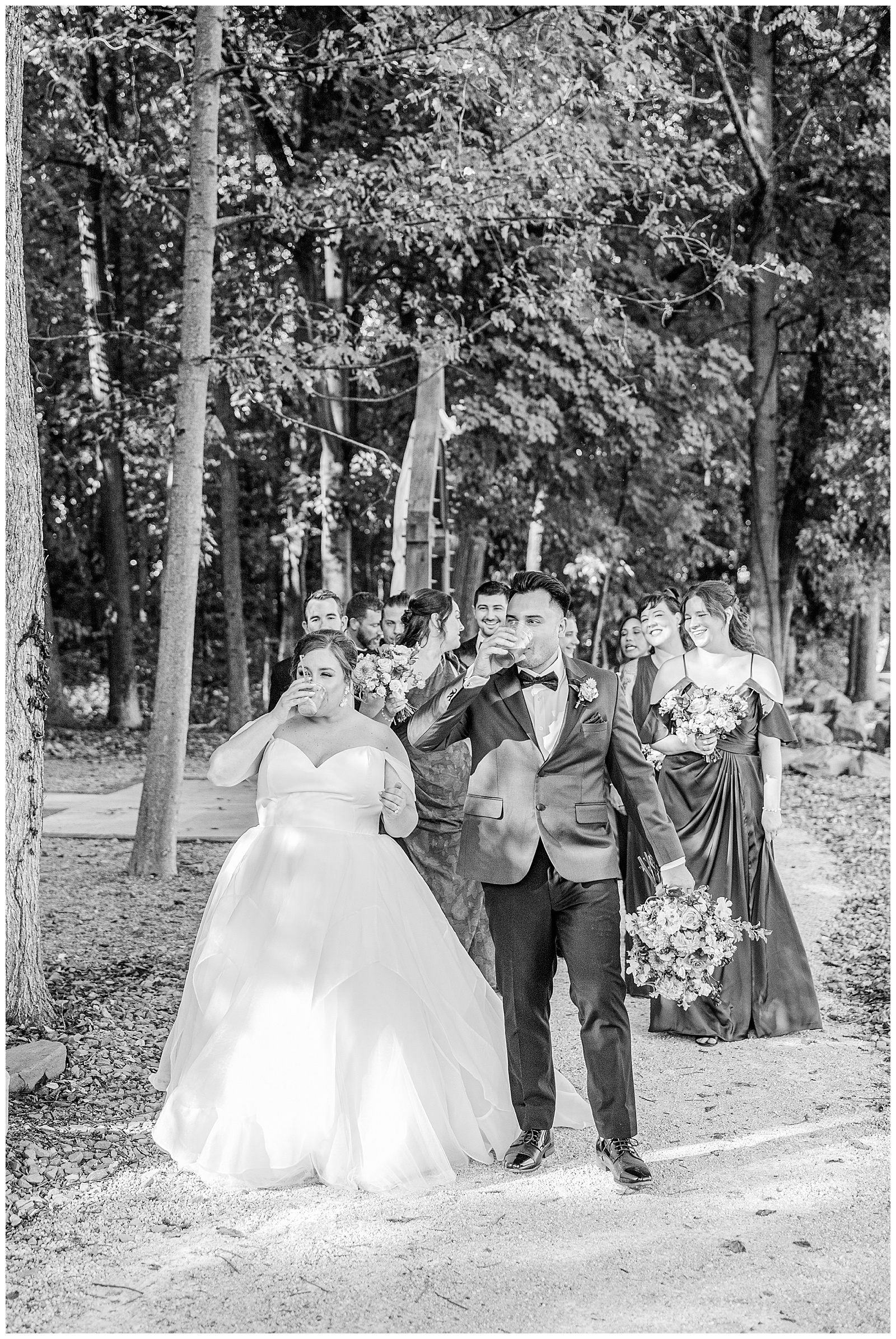 Early Fall Wedding at Tudor House at Mason's Cove | Heather J Photography | Ohio Engagement Photographer