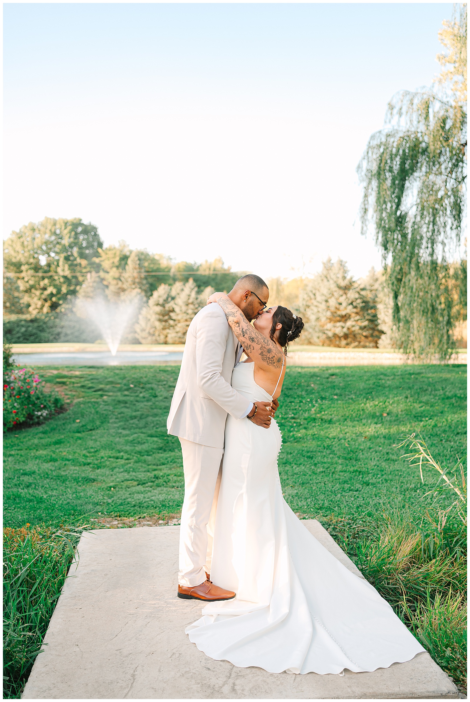 Everhart Gathering Place in Nevada Ohio Fall Wedding | Heather J Photography | Ohio Engagement Photographer