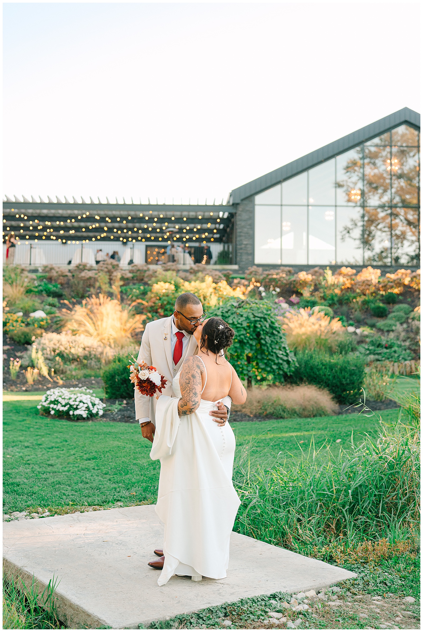Everhart Gathering Place in Nevada Ohio Fall Wedding | Heather J Photography | Ohio Engagement Photographer