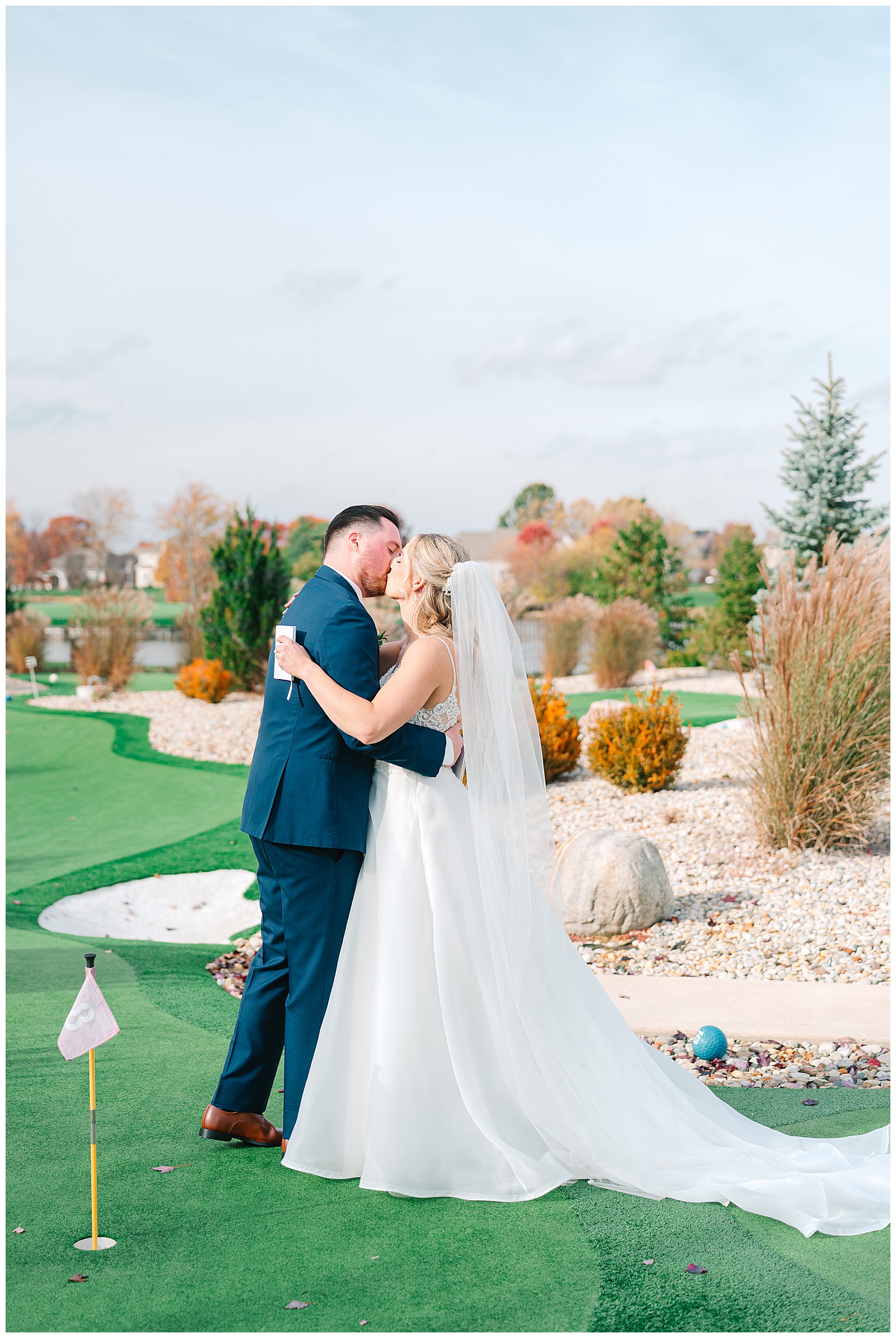 Fall Wedding at The Wenbeck in Columbus, OH | Heather J Photography | Ohio Engagement Photographer