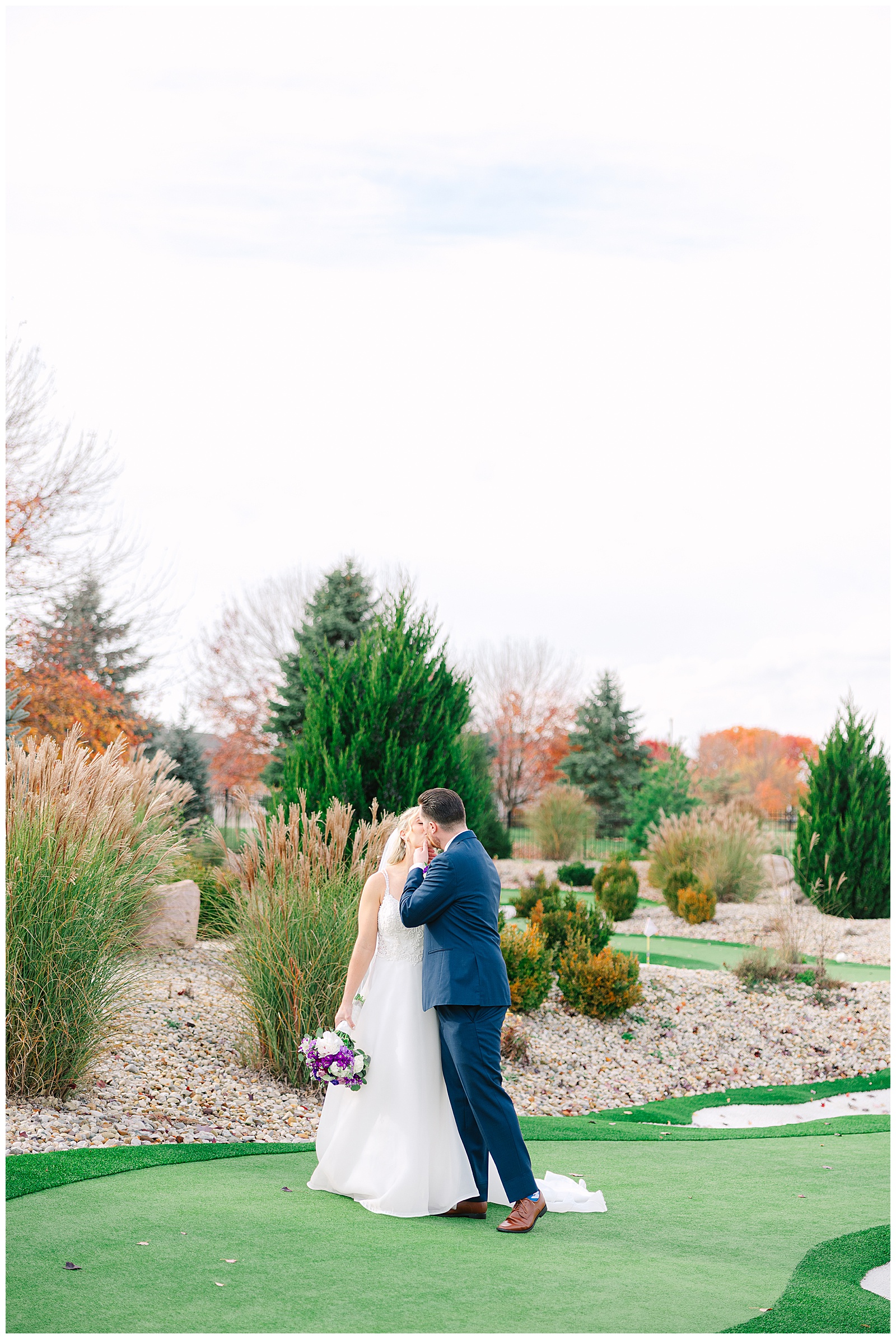 Fall Wedding at The Wenbeck in Columbus, OH | Heather J Photography | Ohio Engagement Photographer