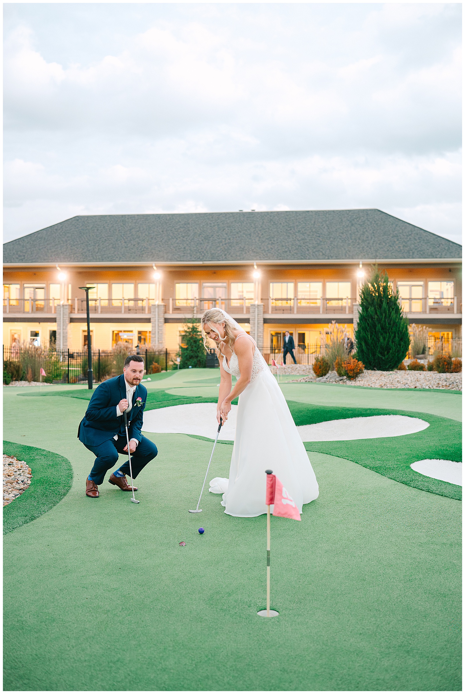 Fall Wedding at The Wenbeck in Columbus, OH | Heather J Photography | Ohio Engagement Photographer