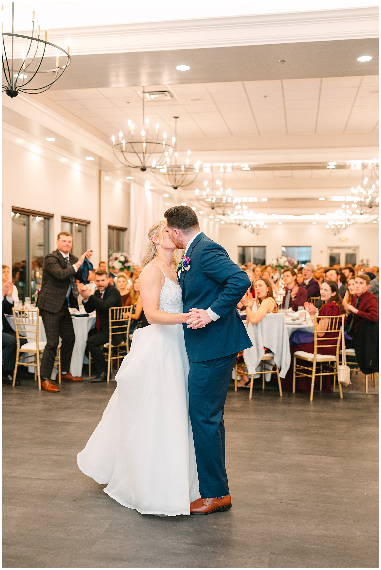 Fall Wedding at The Wenbeck in Columbus, OH | Heather J Photography | Ohio Engagement Photographer