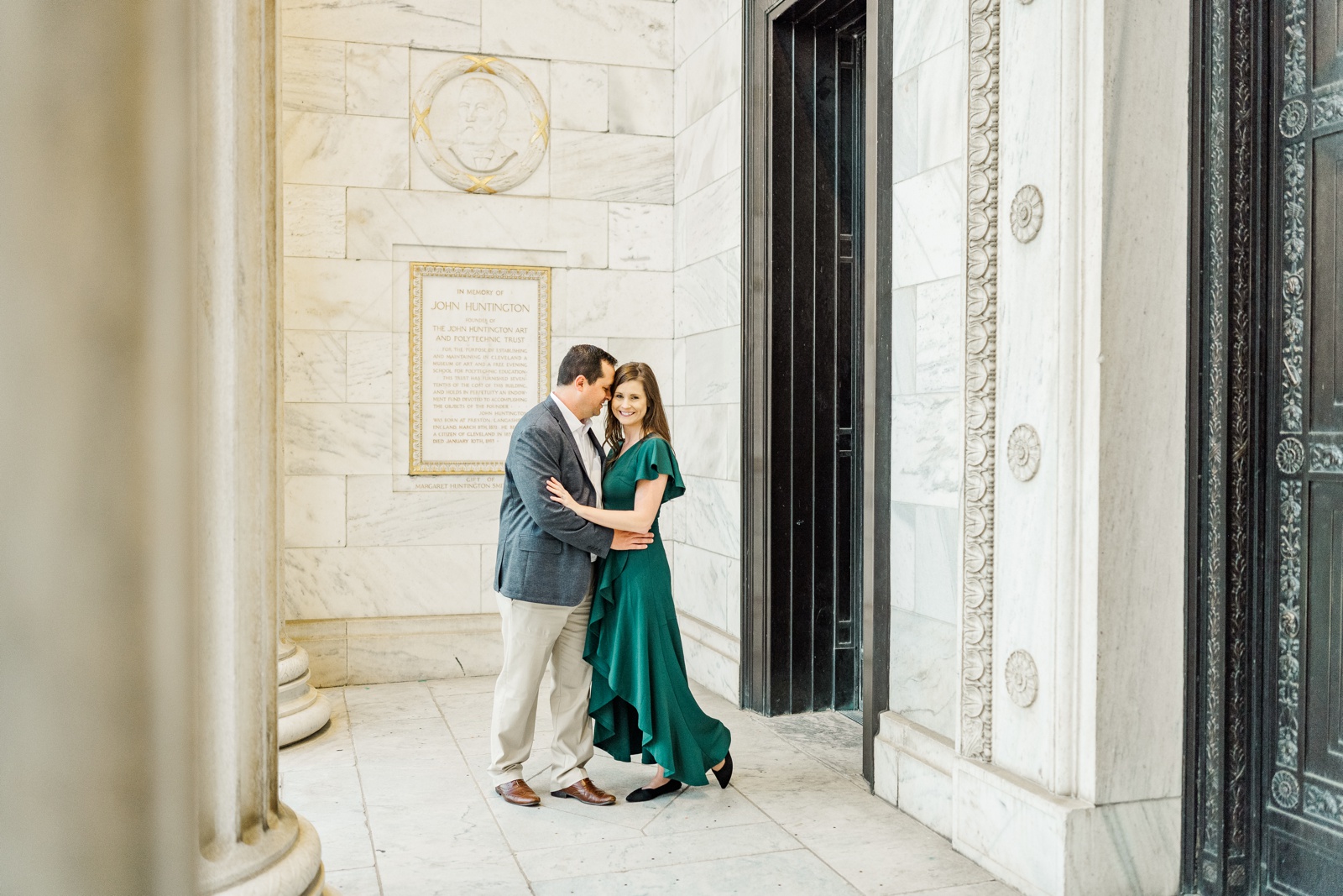 Cleveland Museum of Art Engagement Session-71.jpg
