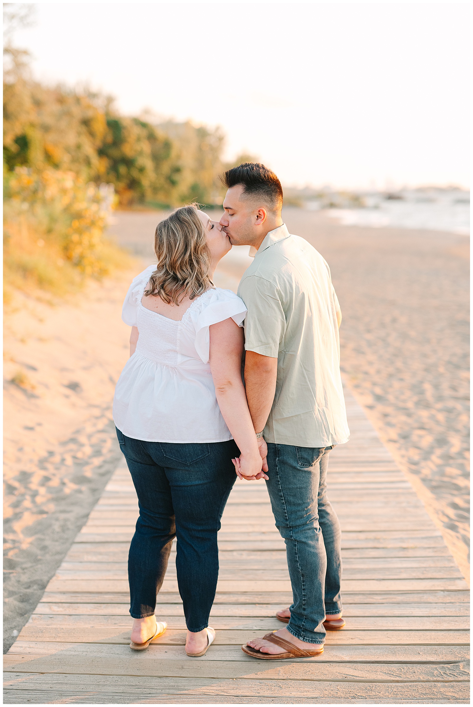 Cleveland Art Museum and Villa Angela Beach Engagement Session in Ohio