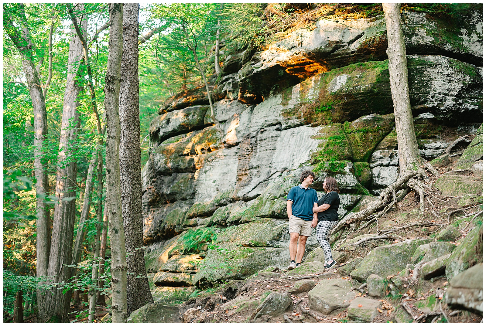 Everett Covered Bridge and The Ledges in Peninsula Ohio Engagement Sesssion