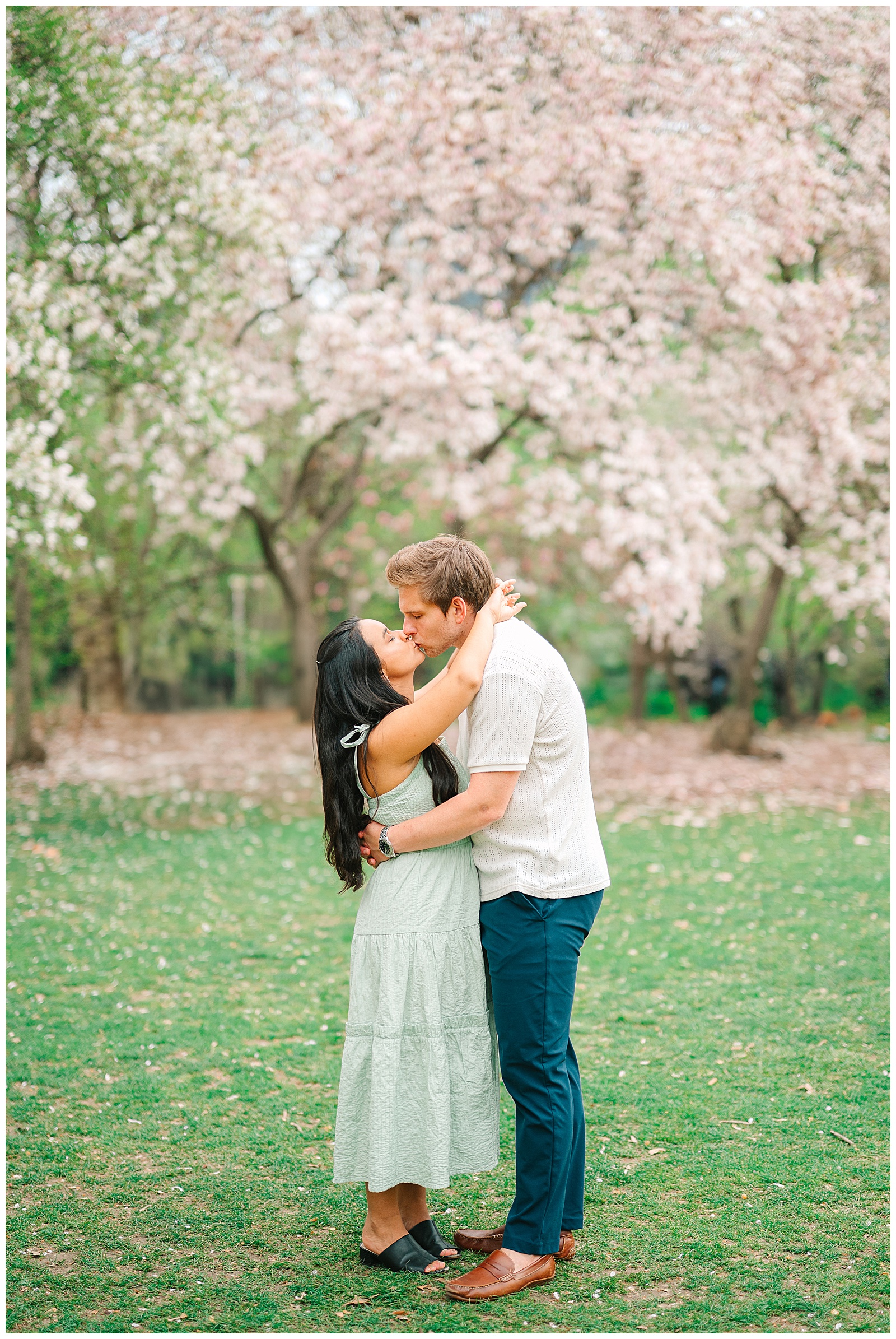 Engagement Session in New York City Central Park Times Square_0022 Engagement Session in New York City Central Park Times Square