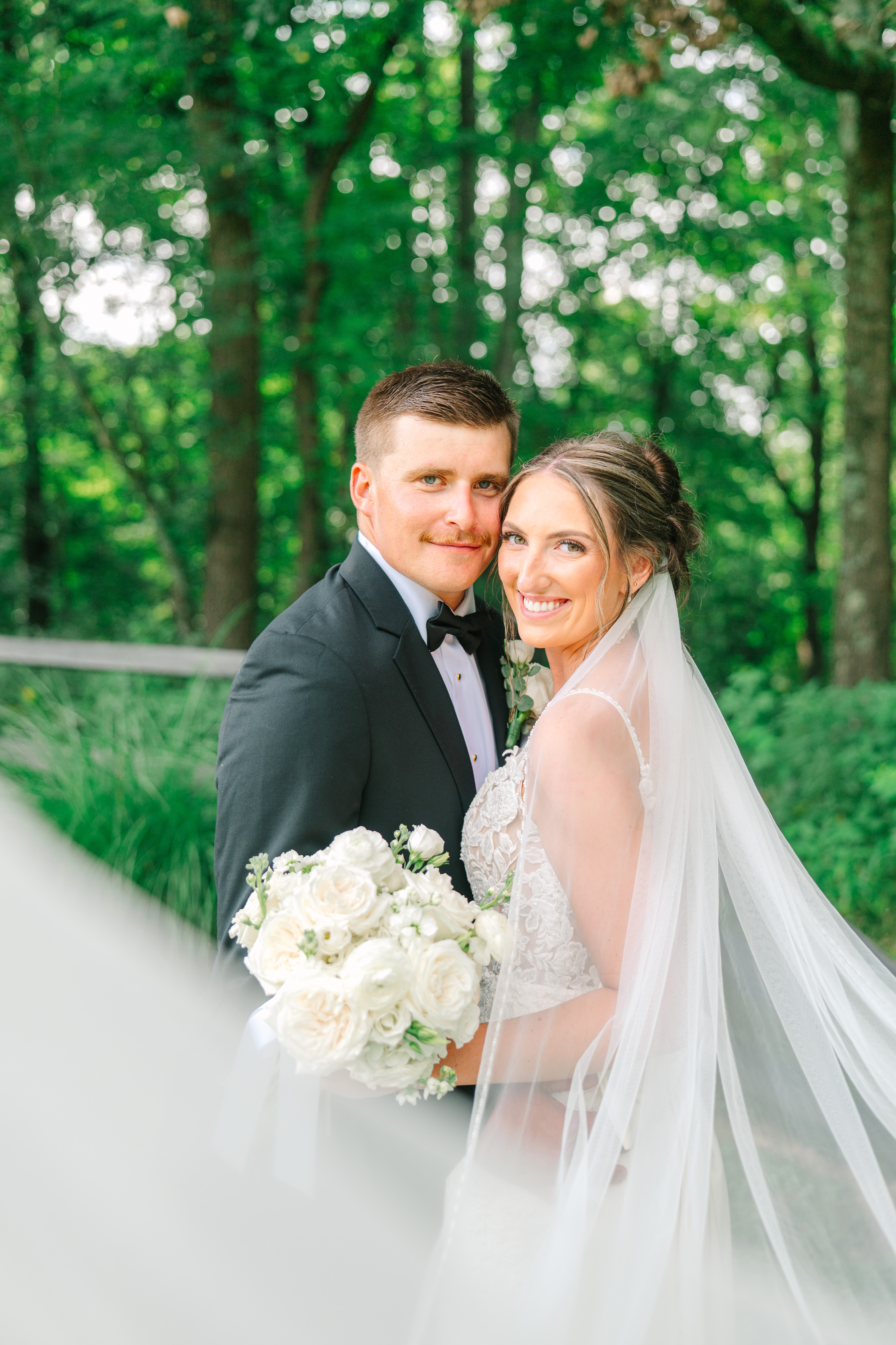 Summer wedding at black run farms in frazeysburg Ohio | Heather J Photography | Ohio wedding photographer
