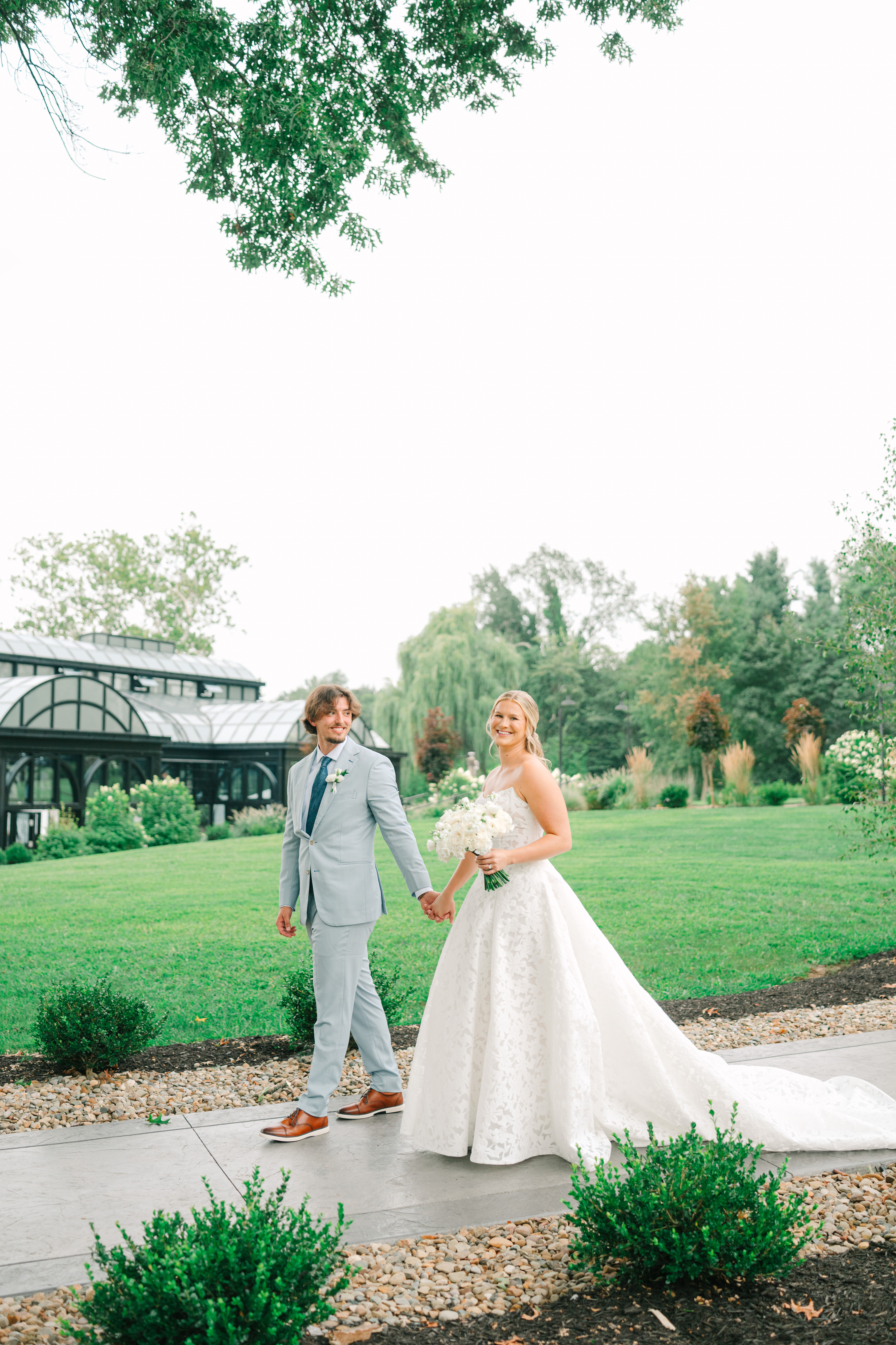 Summer Wedding at Tudor House at Mason's Cove | Heather J Photography | Ohio Wedding